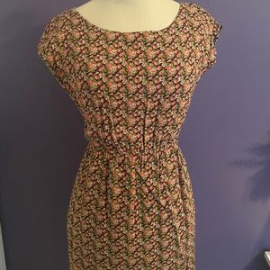 Women’s floral T-shirt dress